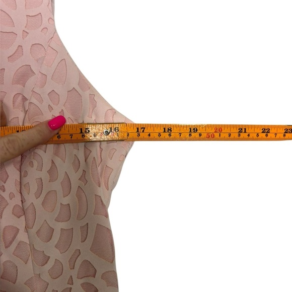 Karl Lagerfeld Light Pink Pencil Dress Rosette Cut Out Overlay Zip Closure SZ 4 - Picture 11 of 14